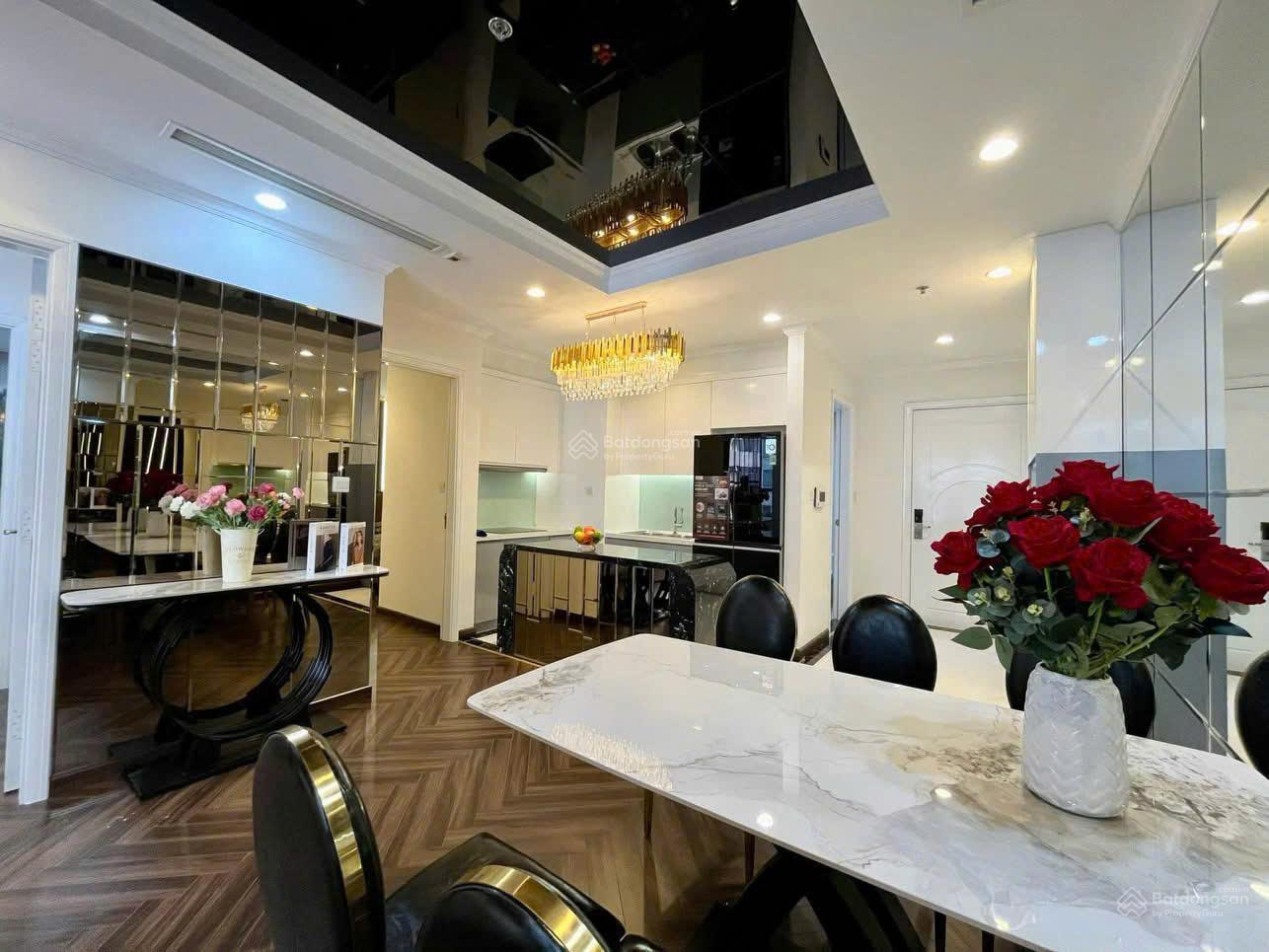 Chính chủ bán CH Sapphia Palace Số 4 Chính Kính 75m2 2PN full đồ,căn góc tầng đẹp LH:0987 362 *** Chính chủ bán CH Sapphia Palace Số 4 Chính Kính 75m2 2PN full đồ,căn góc tầng đẹp LH:0987 362 ***