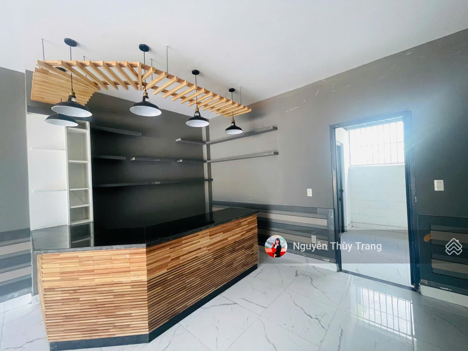 Chỉ từ 1.9 tỷ nhà đẹp như mơ. Cạnh trường Đại Học Việt Đức. 5x15m Nhà ik hình, Oasis City Bến Cát