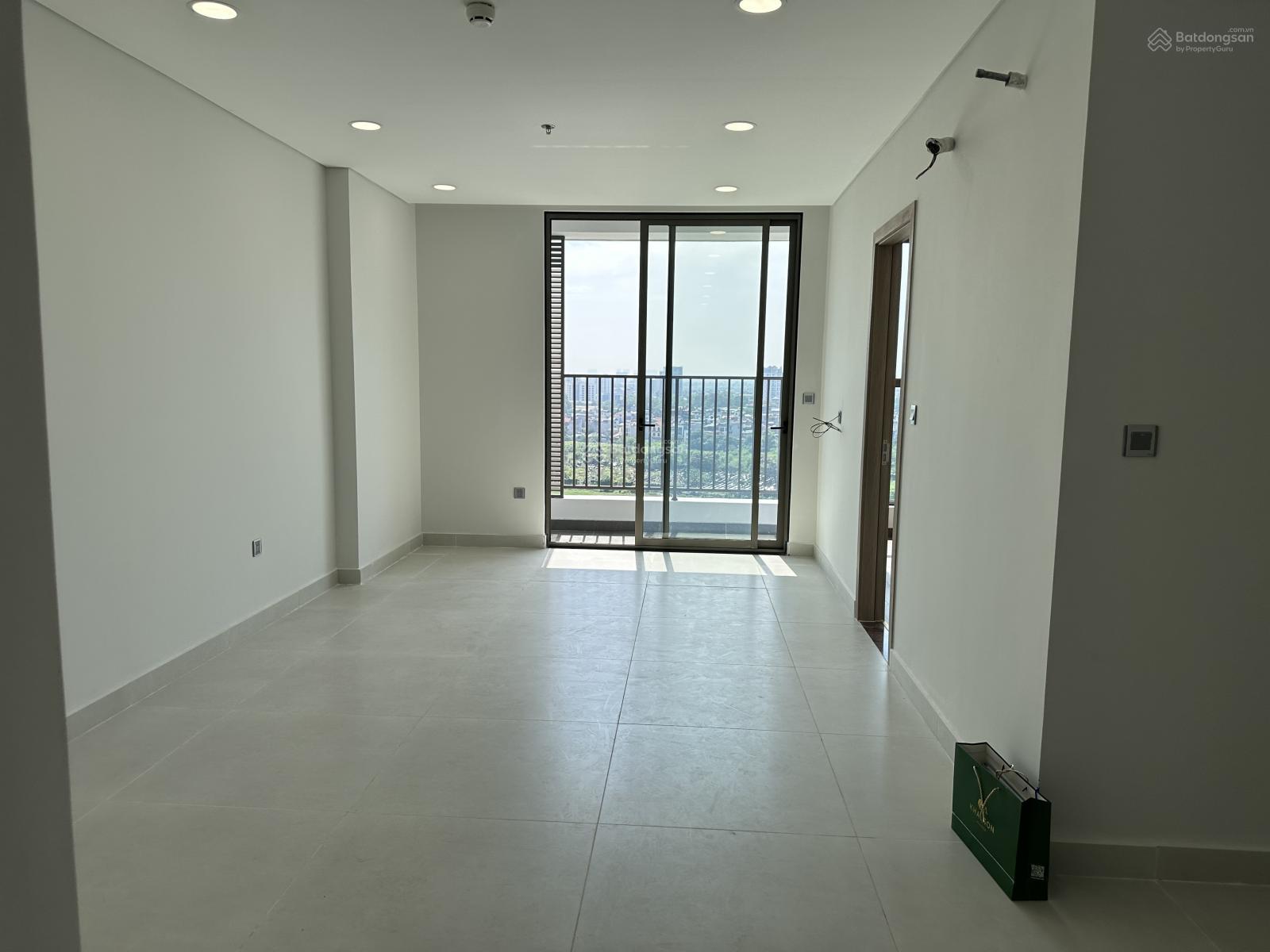 Chính chủ cho thuê căn 3PN nguyên bản CDT dự án Khai Sơn City giá 9tr/th LH: 0981 649 ***