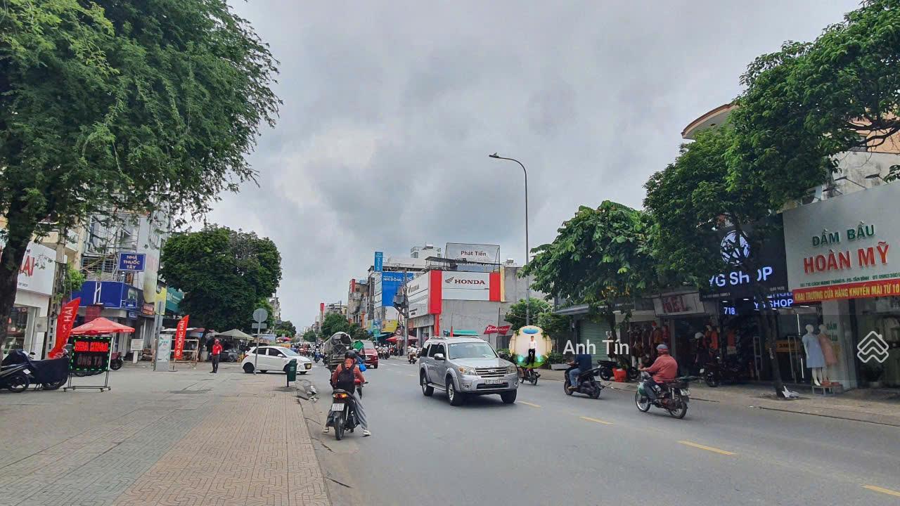 Hạ giá 3 tỷ bán gấp! MTKD đường rộng 25m ngay nhà ga T3, DTCN: 150m2, giá chỉ 19,9 tỷ TL