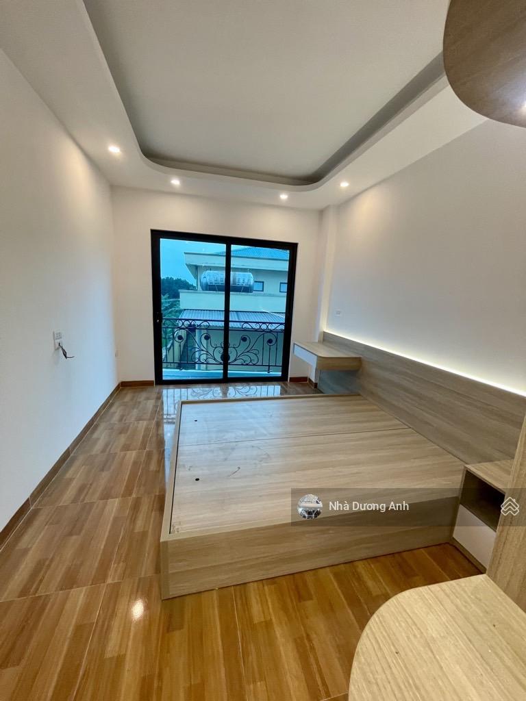 Bán nhà 45m2 Ỷ La giá 5,65 tỷ đẹp nhất khu vực ngõ nông ô tô gần