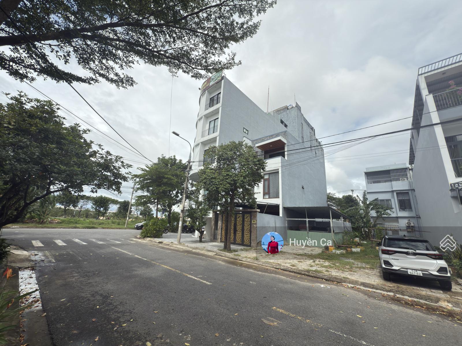 Cặp Giang Châu 1, gần sông Chương Dương