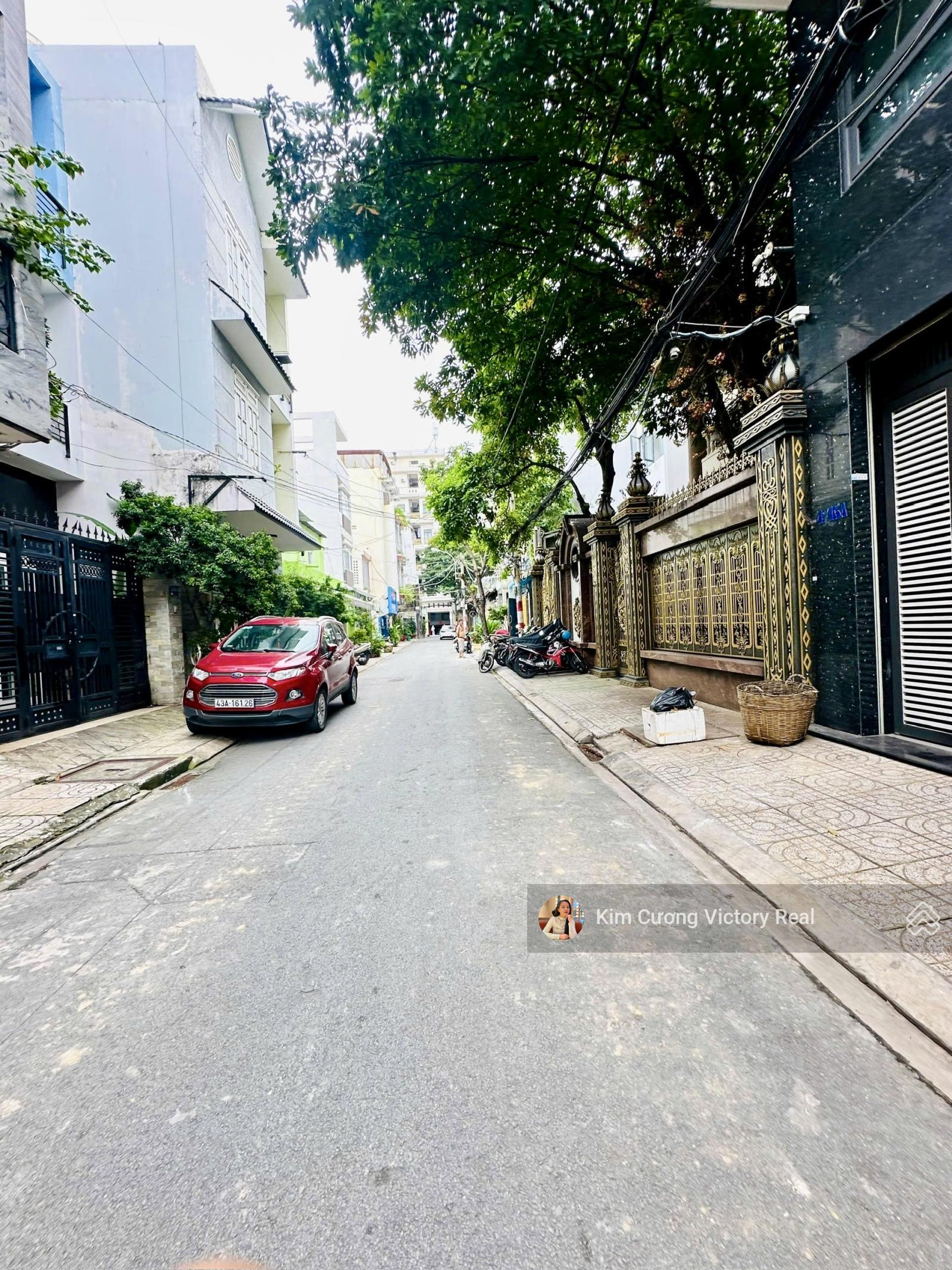 Bán Nhà HXH 8M 766 Lạc Long Quân - DT 52m2 [4x13]m - 2 Lầu - Chỉ 9.5 Tỷ TL