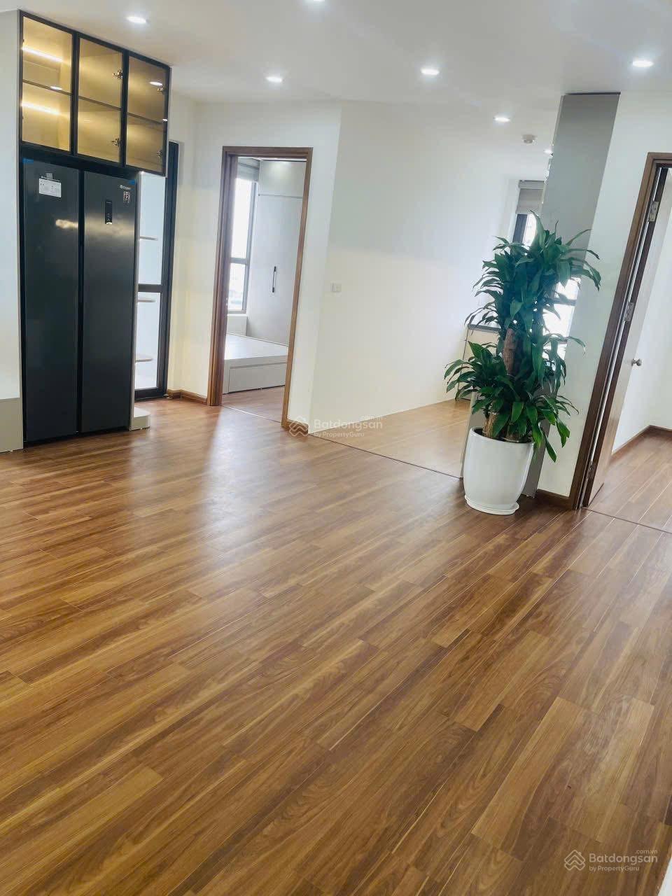 Bán CHCC X2 Đại Kim, 6,2 tỷ, 77m2, 3PN ,2WC + bếp, Đã có sổ ,nội thất đẹp View hồ Định Công