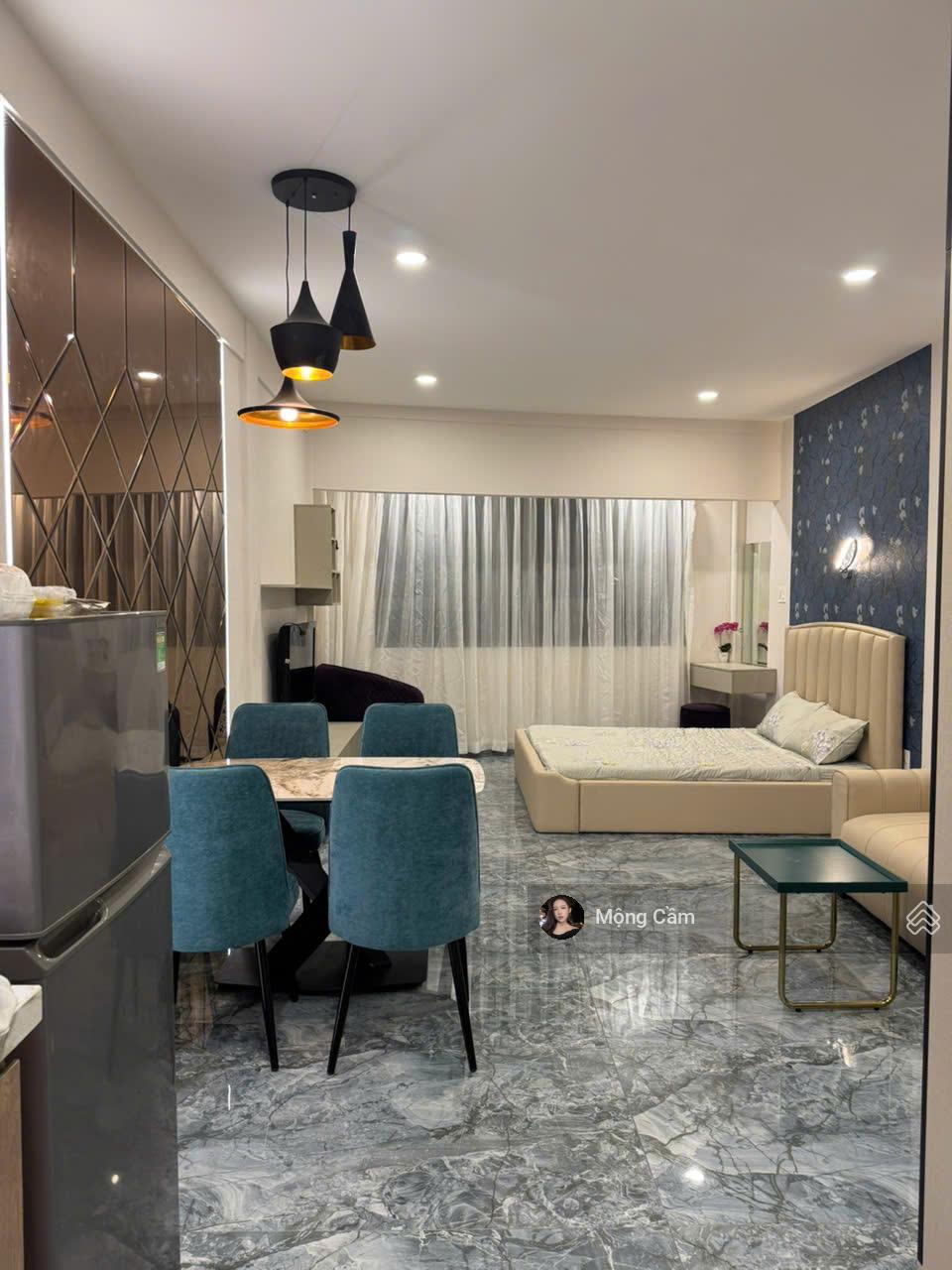 Bán nhanh chung cư 247 Trần Hưng Đạo, Phường Cầu Ông Lãnh, quận 1 - sổ hồng đầy đủ - giá chỉ 2,5 tỷ