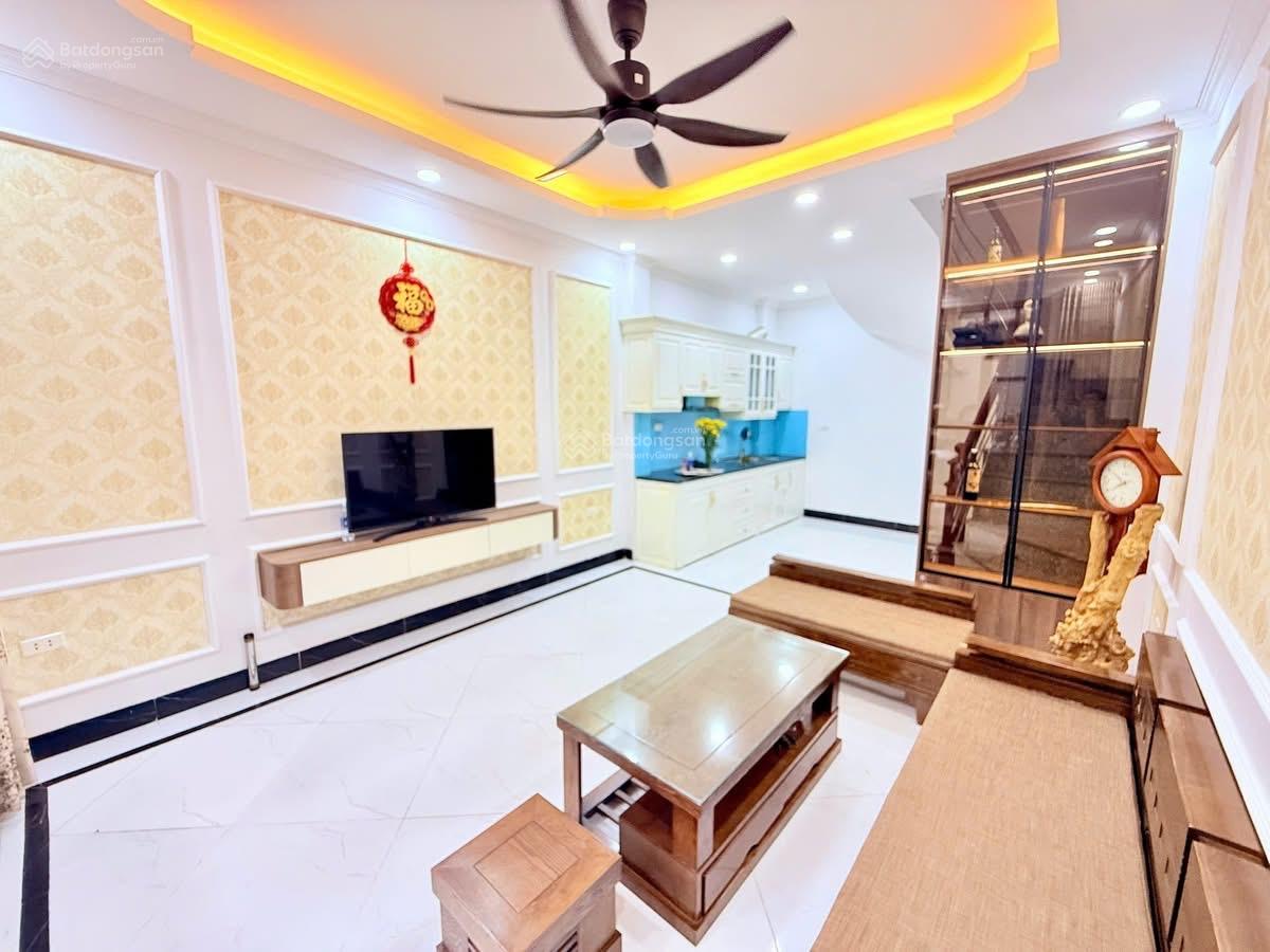 Bán nhà 5T Cầu Diễn gần trường ĐH Công Nghiệp Nhổn khu B ôtô cách 20m tặng full nội thất giá 5.4 tỷ