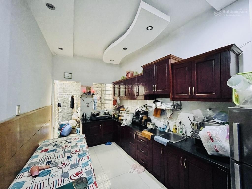 Cực hiếm bán nhà mặt tiền mà giá hẻm chỉ 122tr/m2 - Bán nhanh nhà 4 tầng 80m2 - mặt tiền P. 5