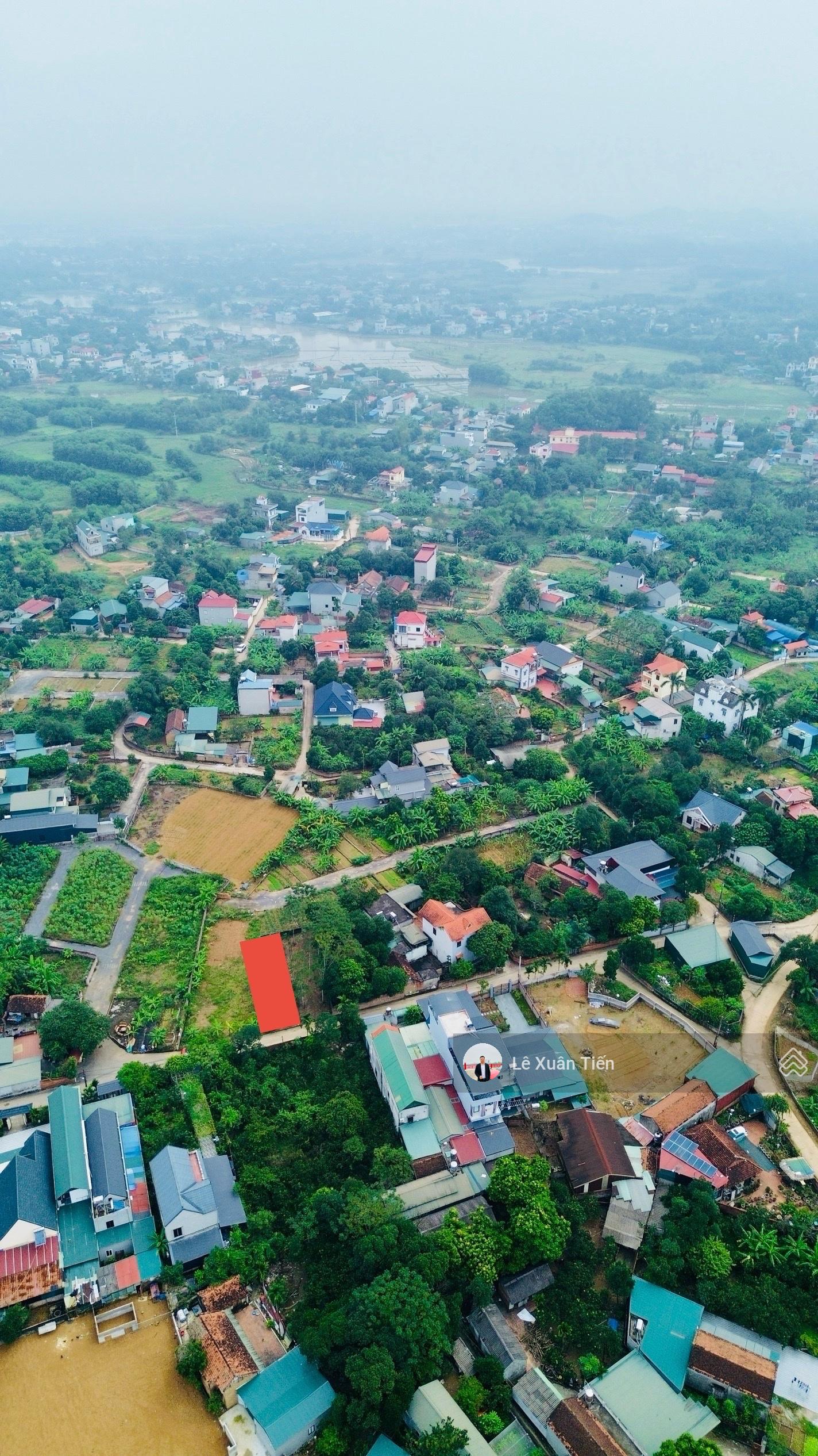 Bán lô đất 156m2 full thổ, xây trọ ngay, mặt tiền 6m, trục chính thôn tại Hòa Lạc. 33 triệu/m2