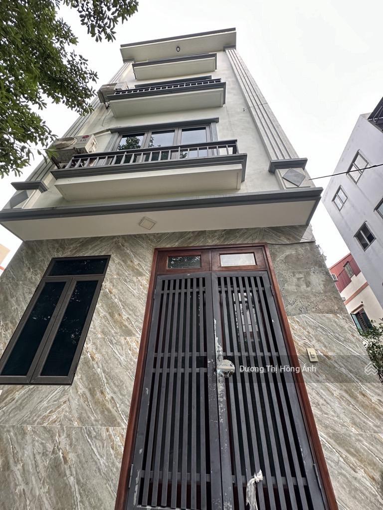 Bán nhà 38m2, 5 tầng Ỷ La, giá nhỉnh 4 tỷ đẹp nhất Dương Nội