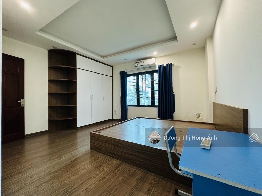 Bán nhà 38m2, 5 tầng Ỷ La, giá nhỉnh 4 tỷ đẹp nhất Dương Nội