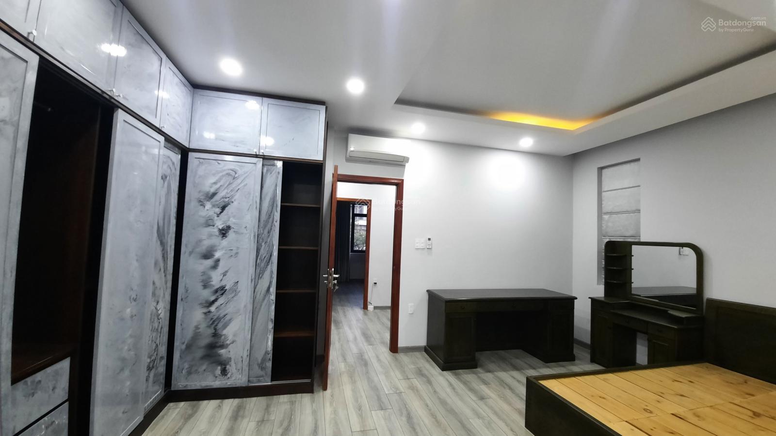 Cho thuê biệt thự song lập Lucasta Villa. Liên hệ Tấn Giàu 0909 121 ***