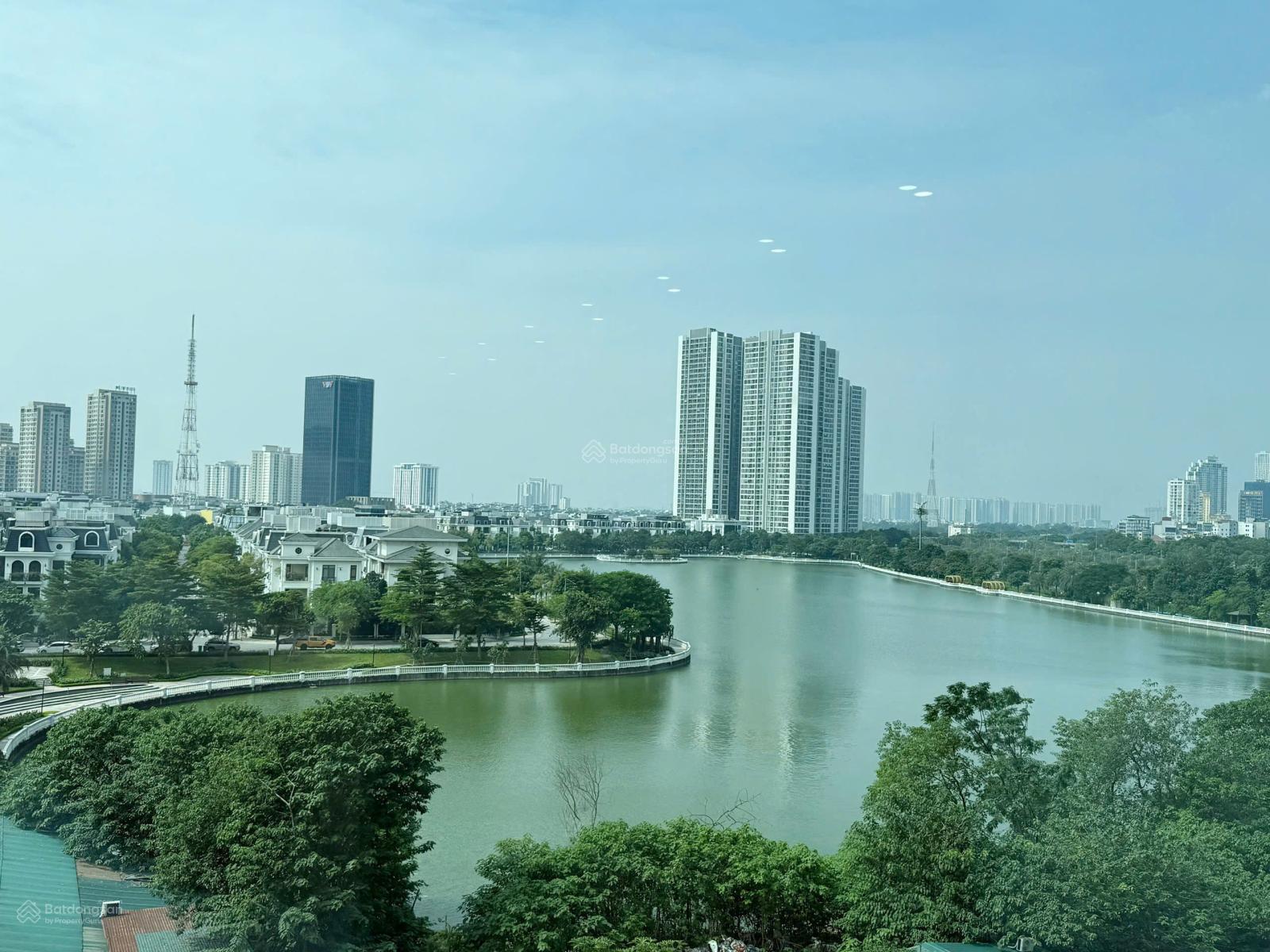 Chính chủ cần bán gấp CC Vinaconex 1, Khuất Duy Tiến, 11 tỷ, 150m2, 3PN, 2WC Chính chủ cần bán gấp CC Vinaconex 1, Khuất Duy Tiến, 11 tỷ, 150m2, 3PN, 2WC