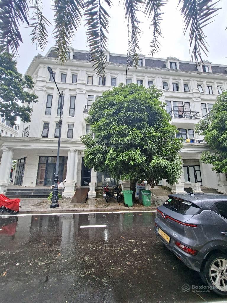 Bán biệt thự hàng hiếm tại Tân Mai, Hoàng Mai, Hà Nội, giá siêu hời 32,5 tỷ, 95m2 Bán biệt thự hàng hiếm tại Tân Mai, Hoàng Mai, Hà Nội, giá siêu hời 32,5 tỷ, 95m2