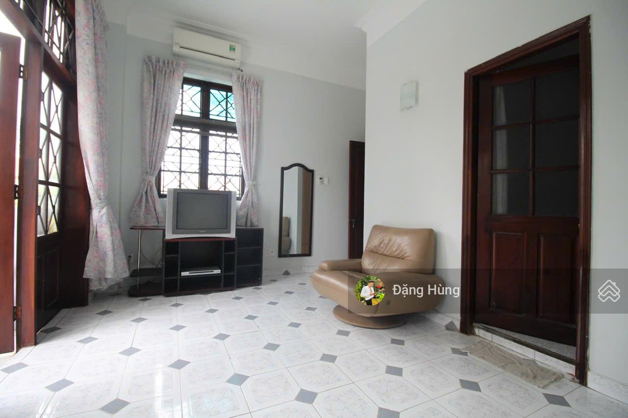 Nhà nguyên căn Thảo Điền cho thuê, (5.3x19m) Kinh doanh được: 1 trệt 1 lầu, sân thượng. Giá 33tr/th