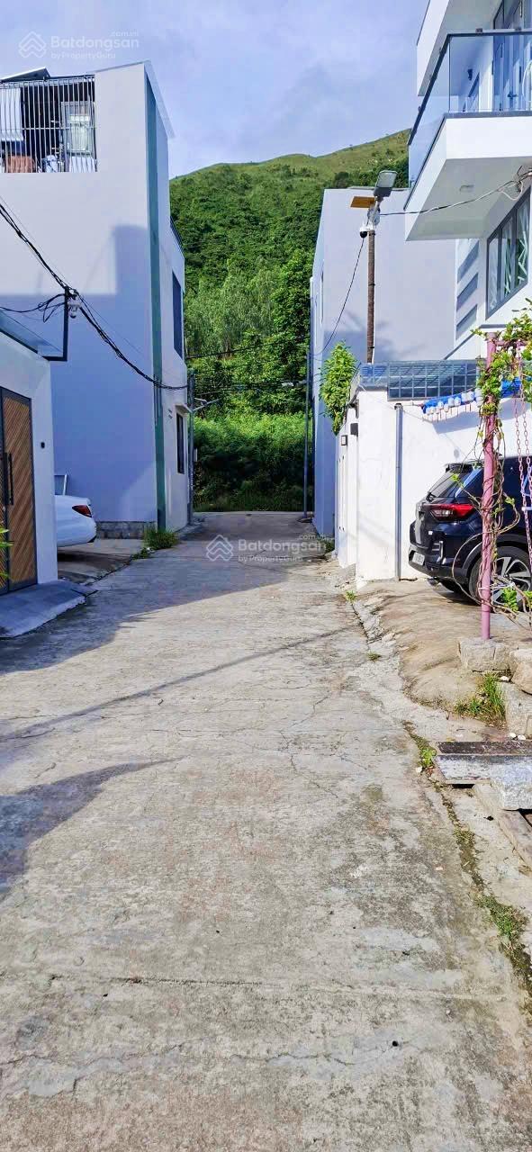 Đất dân Nguyễn Đức Thuận, ô tô vi vu quay đầu. Giá: 2 tỷ 550 triệu