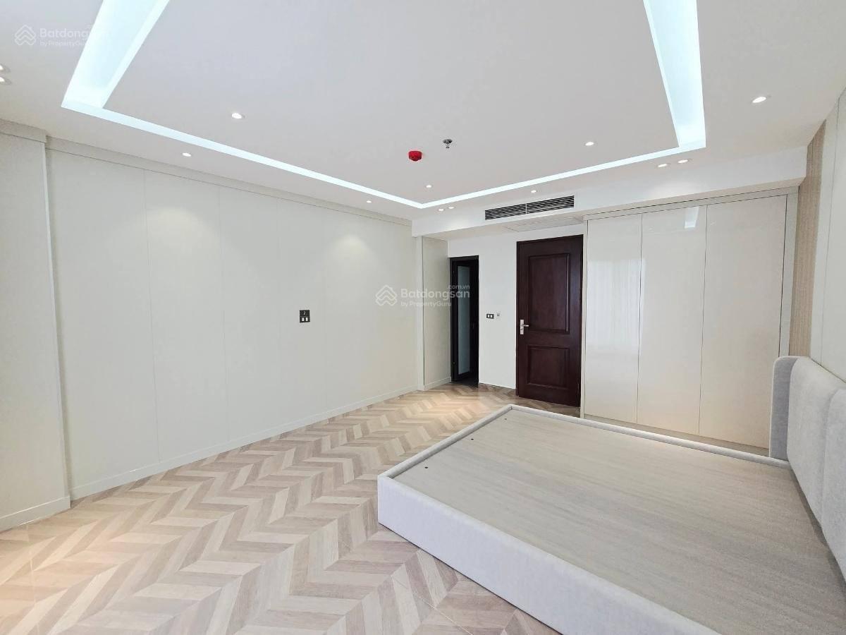 Phân lô Nguyễn Phong Sắc, 2 thoáng, vỉa hè, ô tô tránh, ngõ thông, thang máy, gần phố, 70m2, 7 tầng