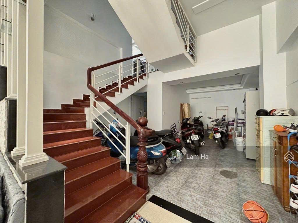 Toà CHDV HXH 5m Lê Văn Duyệt - 5m x 18m NH đẹp 10m - 6 tầng BTCT - 7 PN master - 15 tỷ tl