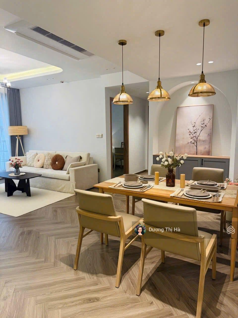 Bán căn hộ cao cấp Scenic Valley 1, 110m2, 3PN có ô xe. Giá 9 tỷ TL. Liên hệ 0909 740 *** Ms Hà