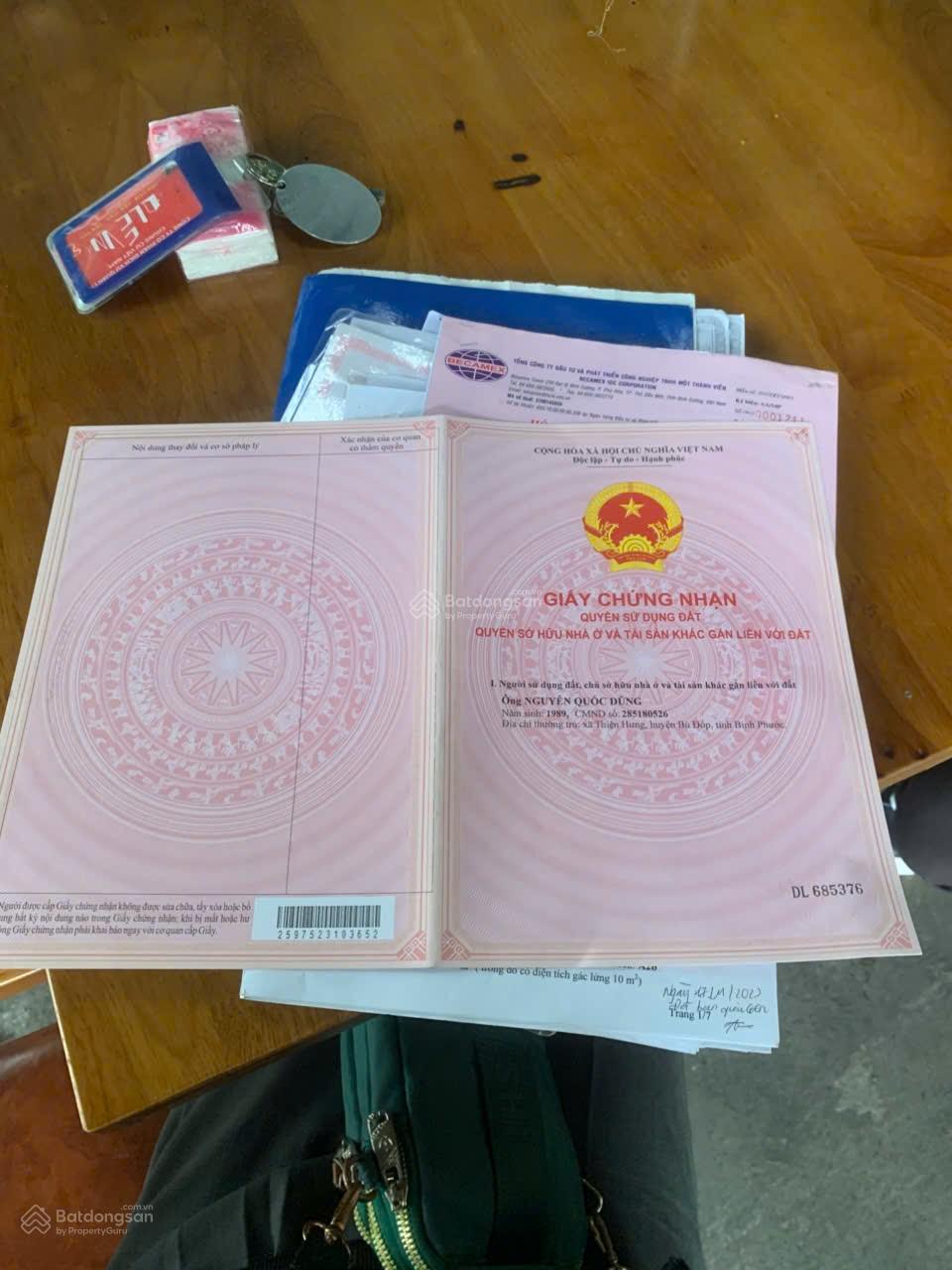 Nhà xã hội Becamex Việt Sing, Vsip 1. Em gái công ty có 6 căn. Có sổ hồng. Bán hết về quê. Nhà đẹp