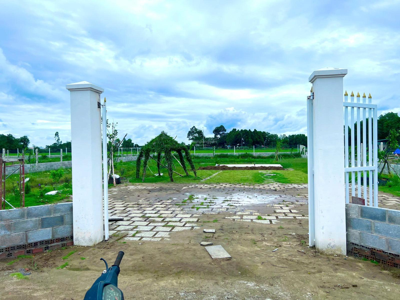 ĐẤT NHÀ VƯỜN NGHĨ DƯỠNG 1500M2 NẰM NGAY TRUNG TÂM THỊ TRẤN GÒ DẦU-TÂY NINH