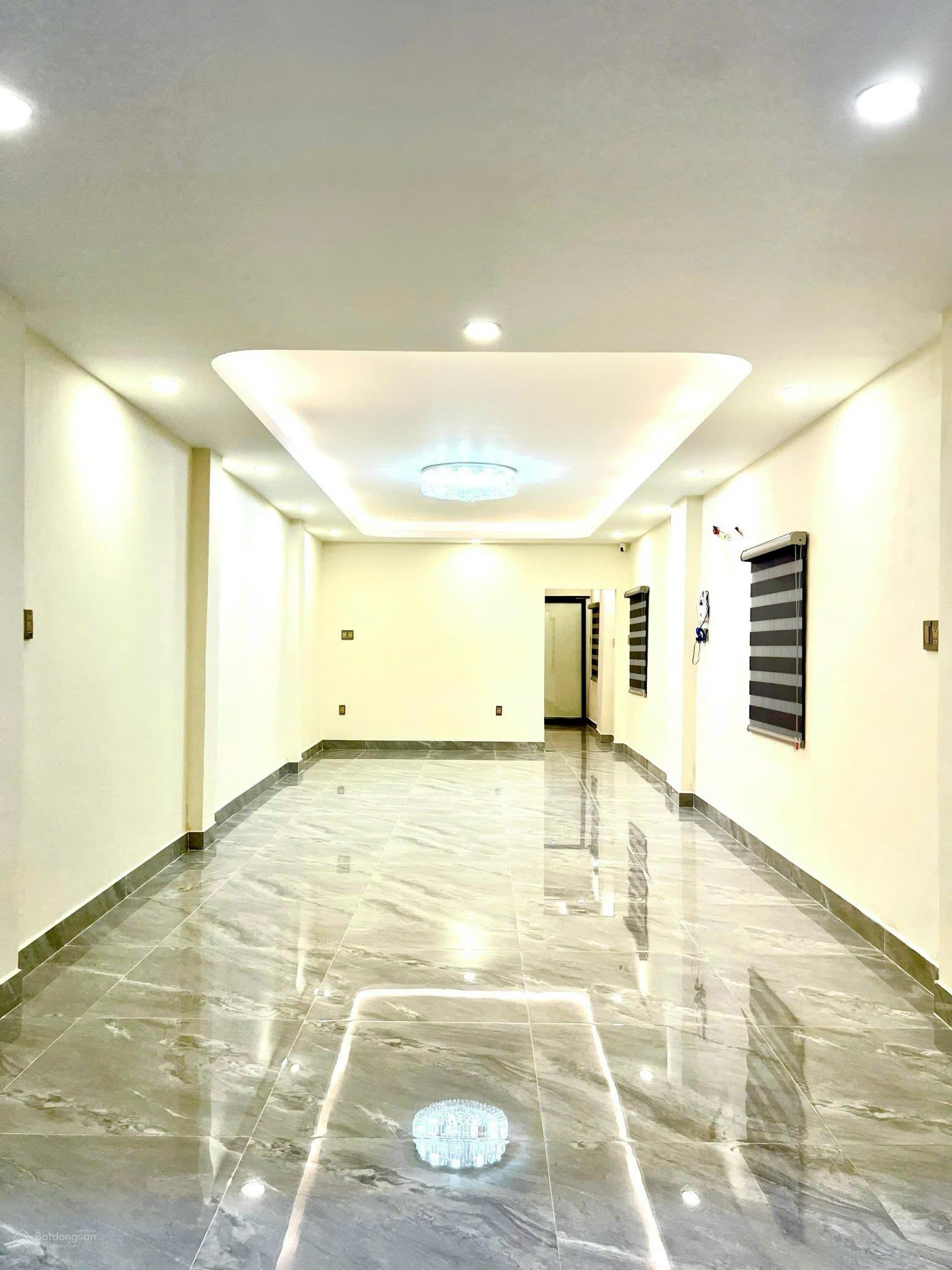 Bán nhà mặt tiền đường Phan Xích Long 68,4m2, 2tầng, 13tỷ/tl, p16. Q11