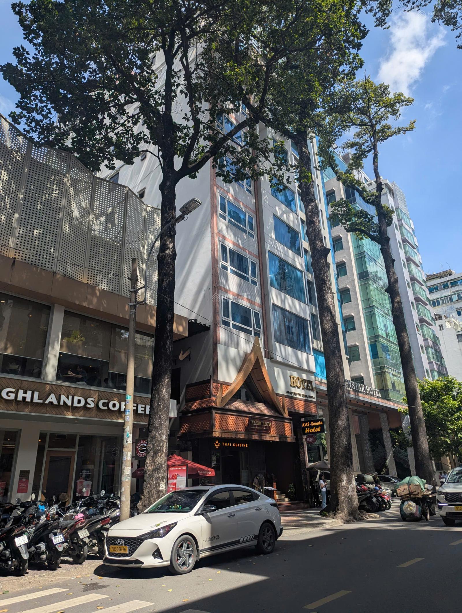 Mặt Tiền 40-42 Bùi Thị Xuân, P. Bến Thành, Q.1, DT: 8,6x20m Hầm 8 Lầu ,40 Phòng ,HĐ Thuê 480tr/th.