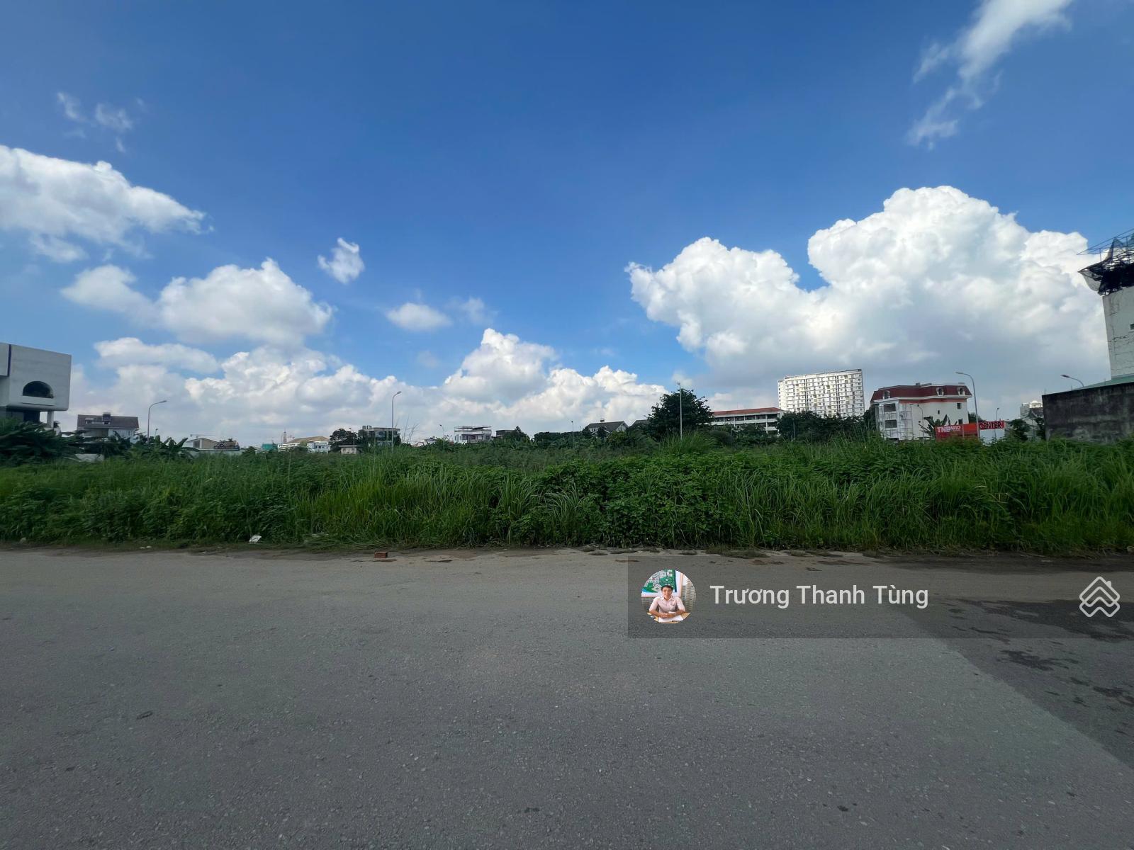 Bán đất biệt thự Phú Nhuận mặt tiền đường 659, gần Liên Phường. Giá 30 tỷ