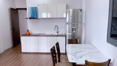 Bán tòa nhà căn hộ dịch vụ đường 3 Tháng 2 gần Vạn Hanh Mall Q. 10, 7x18m, 5 tầng, 26 phòng 25 tỷ