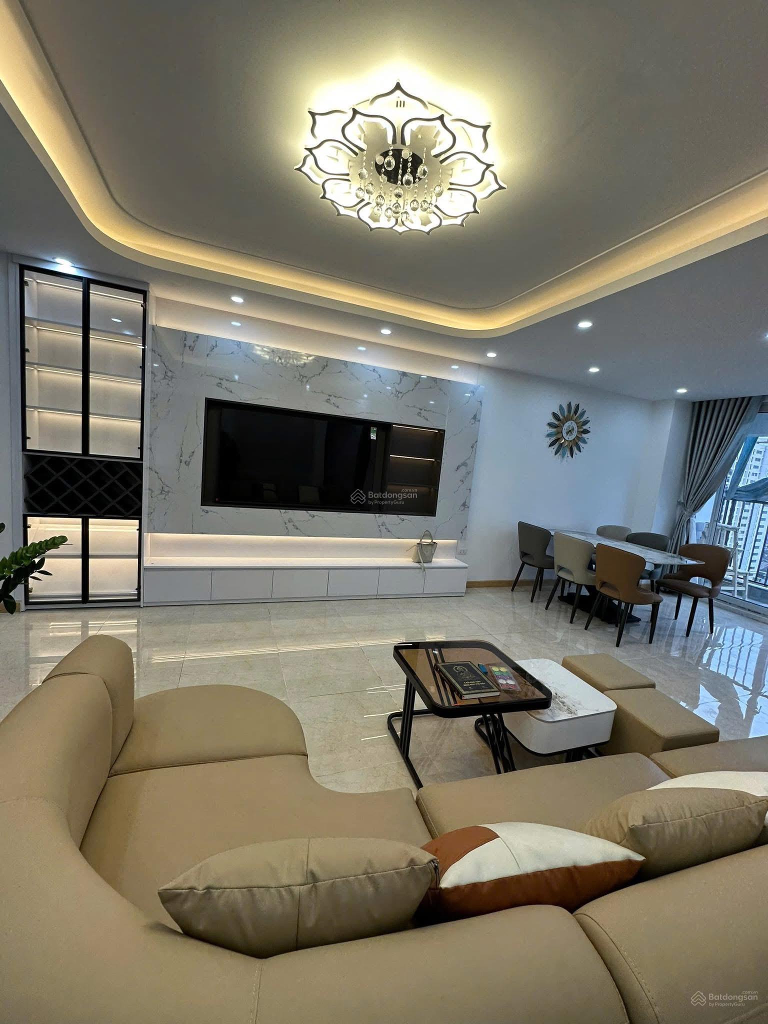 Bán Bán căn hộ CC Nam Đô - 609 Trương Định, Hoàng Mai. DT 86m2: 2 PN 2VS. Giá 6,5 tỷ. LH 0983 282 ***