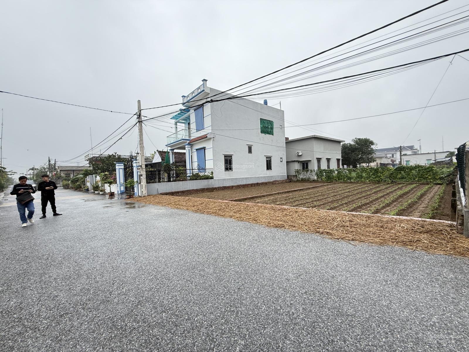 chỉ từ 8 triệu/m2 bán 130m2 mặt tiền 8m Gần KCN Vsip và Flamingo full cư