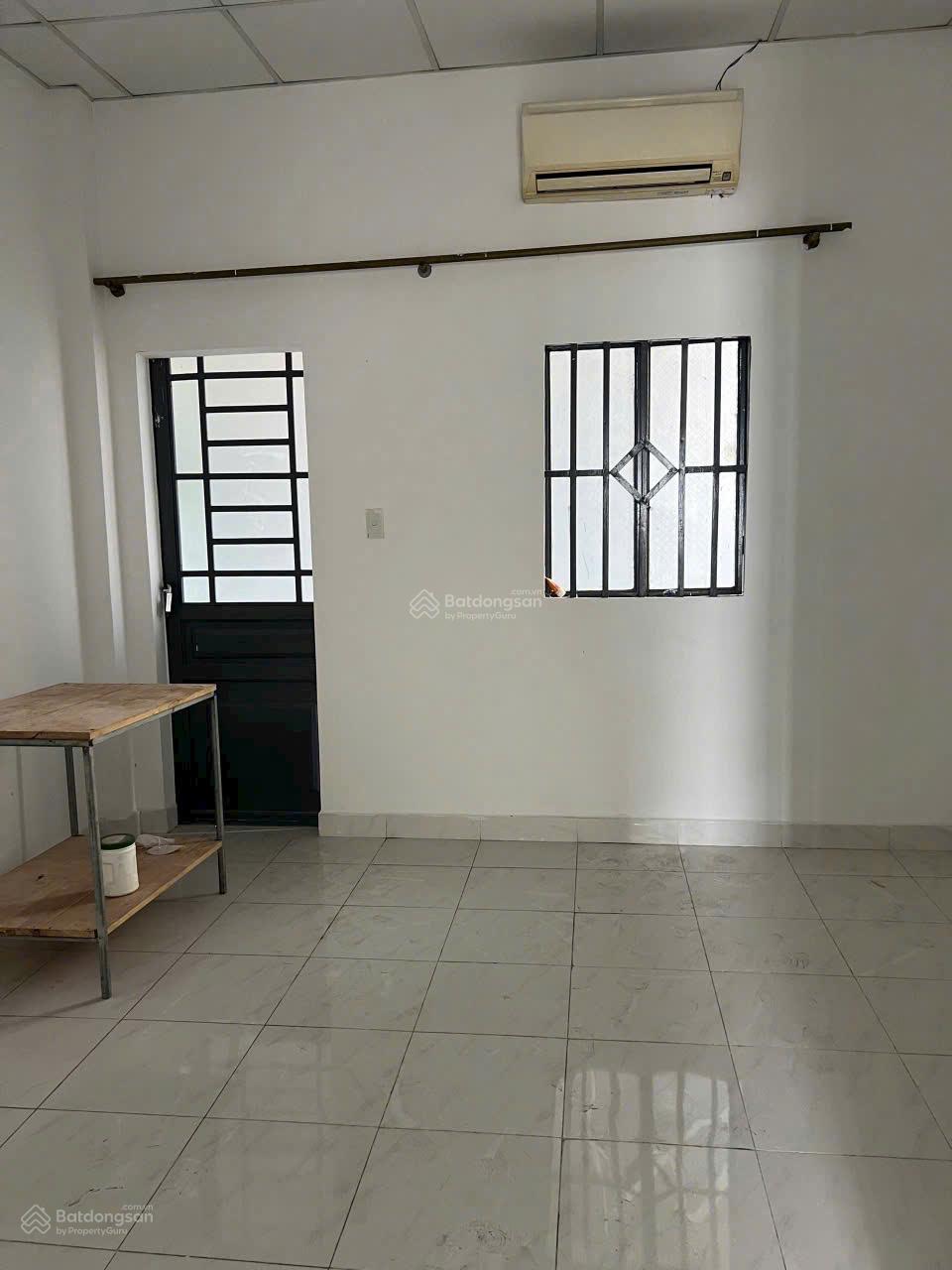 Bán nhà mặt đường số , 1 lầu , 2 phòng ngủ , 2wc , ô tô thông thoáng . H- Đông Bán nhà mặt đường số , 1 lầu , 2 phòng ngủ , 2wc , ô tô thông thoáng . H- Đông