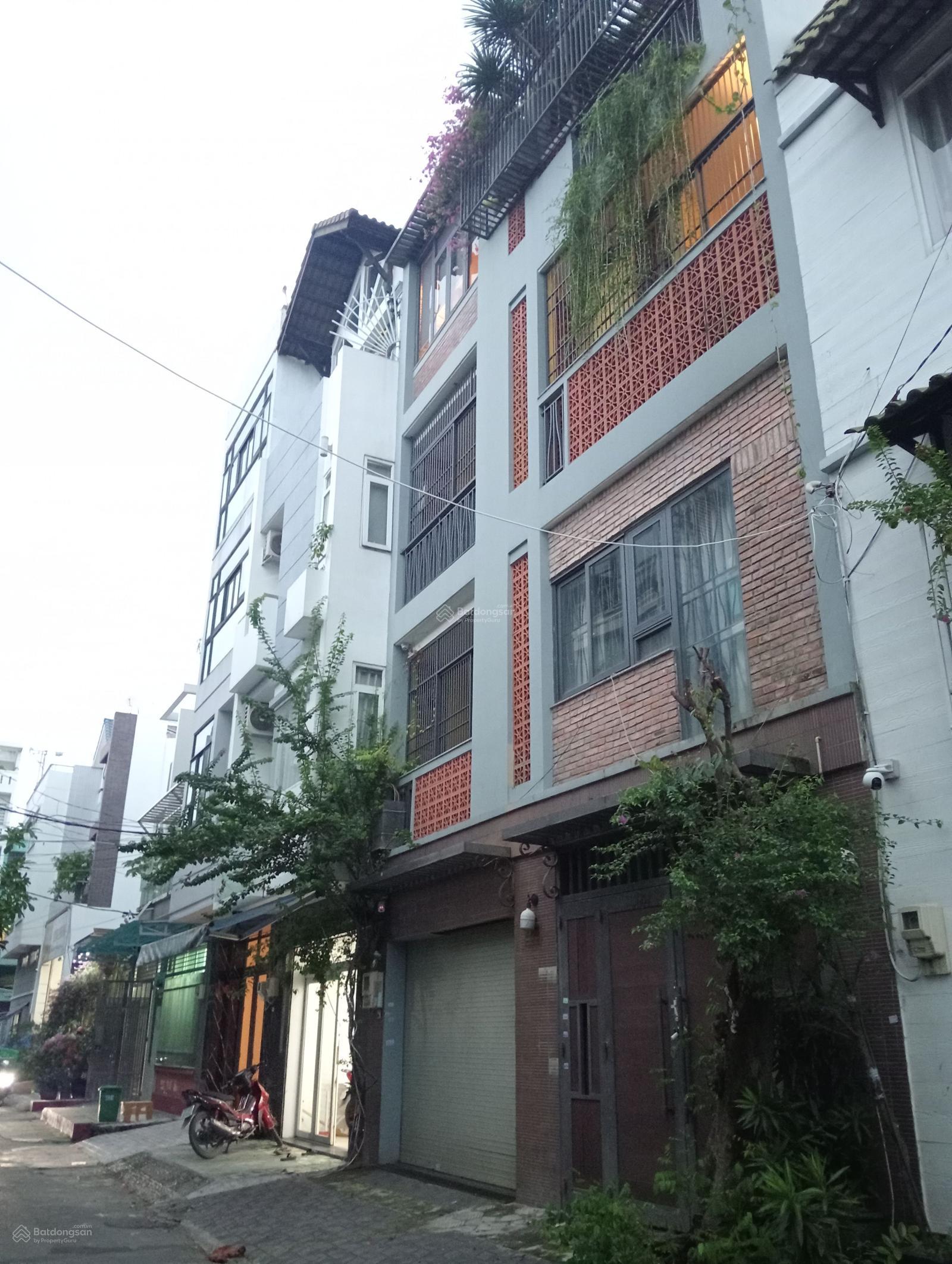 Định cư nước ngoài, bán gấp nhà Dương Bá Trạc, Q8 giá 18 tỷ