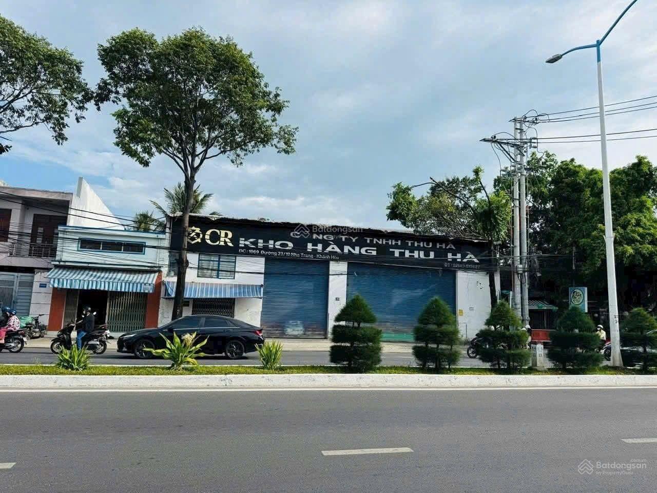 Bán đất mặt tiền 19m, mặt đường 23/10, Nha Trang, Khánh Hòa