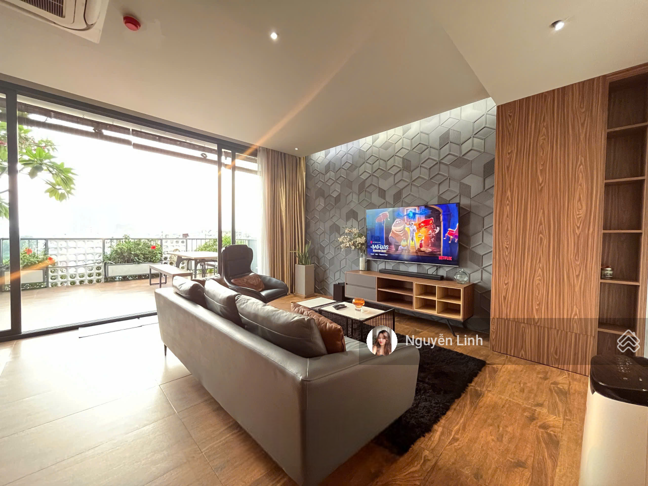 Căn hộ penhouse sân vườn - Nội thất cao cấp - ngay ngã sáu Phù Đổng