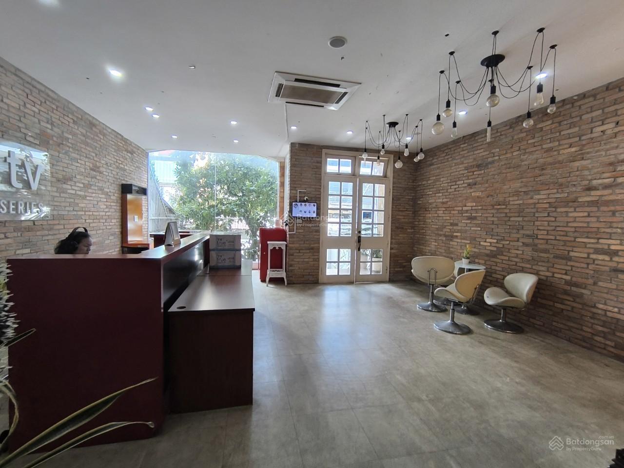 Cho thuê nhà nguyên căn MT Tiền Giang, Phường 2. DT: 7x25m. Hầm - trệt - 3 lầu. Sẵn máy lạnh Cho thuê nhà nguyên căn MT Tiền Giang, Phường 2. DT: 7x25m. Hầm - trệt - 3 lầu. Sẵn máy lạnh