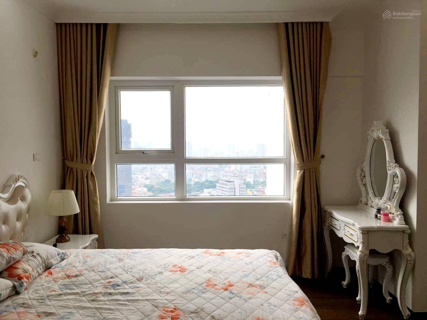 Bán căn hộ chung cư M5 Nguyễn Chí Thanh, Đống Đa 11,5 tỷ, 149m2, view đẹp