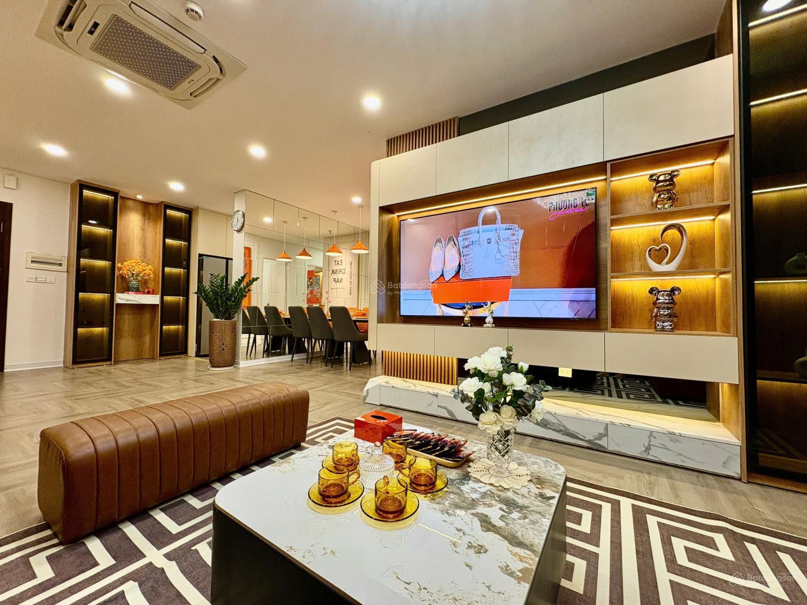 Chính chủ mình cần bán căn tầng 22 S122m2 3N tại dự án Eurowindow 27 Trần Duy Hưng