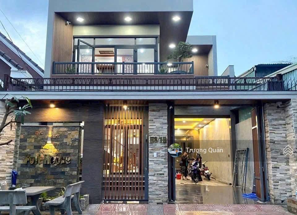 BÁN GẤP BIỆT THỰ SANG TRỌNG - HẠ GIÁ 2 TỶ - NGAY KDC TÂN PHONG