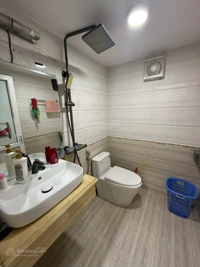 Bán gấp mặt phố Vĩnh Hưng - Hoàng Mai. 75m2. 6 tầng. Giá 19 tỷ. Thang máy. Kinh doanh sầm uất