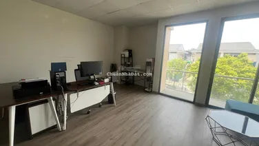 Cần cho thuê biệt thự Dương Nội làm văn phòng. LH 0983 983 ***