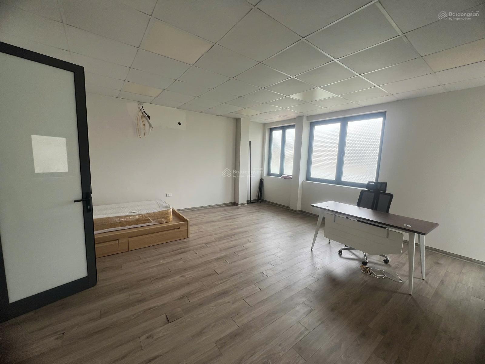 Cần cho thuê biệt thự Dương Nội làm văn phòng. LH 0983 983 ***