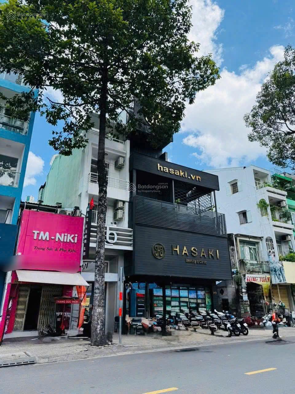 Bán nhà MT Lý Tự Trọng- Bến Thành- Q1, DT 12 x 20,4m ( 245m2 ) , 2 tầng, CTXD hầm 12 tầng: 190 tỷ