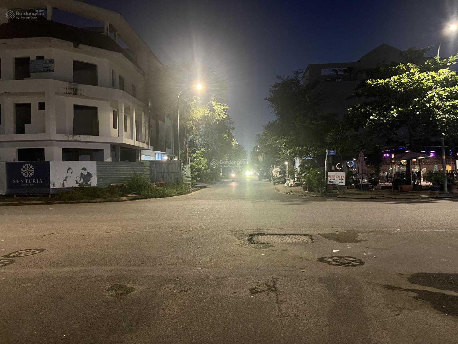 Cho thuê Nhà 1 trệt 100m2 . Dt: 5x20m. KDC Sadeco Phước Kiển A, Nhà Bè. Giá:15tr/th.Lh:0938 888 ***