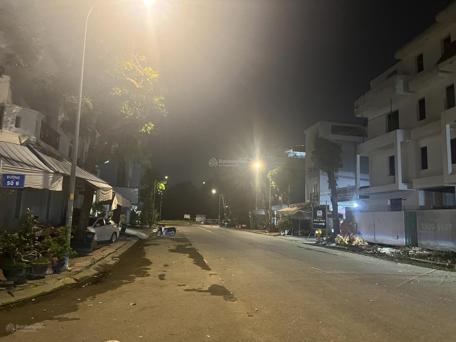 Cho thuê Nhà 1 trệt 100m2 . Dt: 5x20m. KDC Sadeco Phước Kiển A, Nhà Bè. Giá:15tr/th.Lh:0938 888 ***