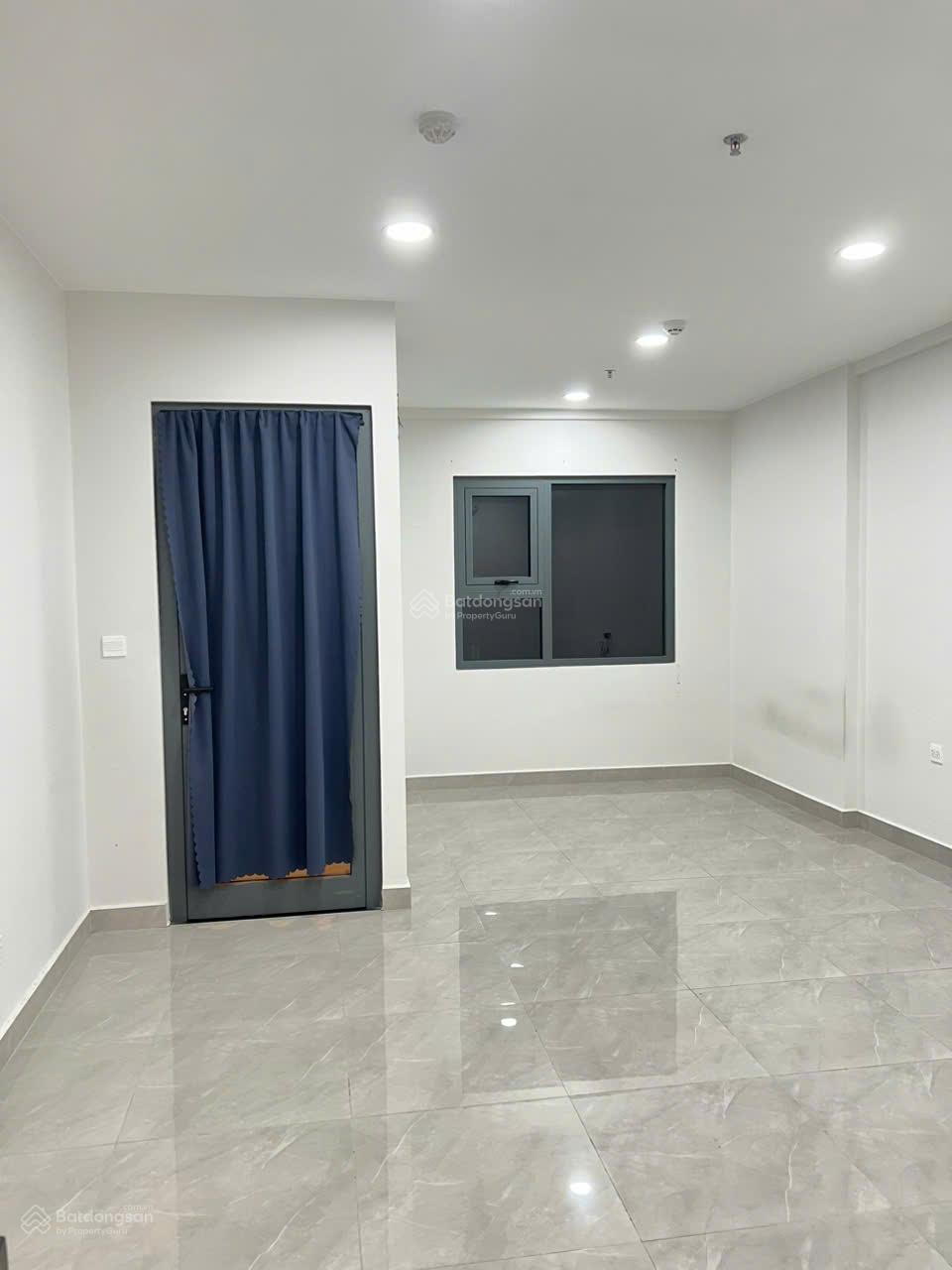 Bán gấp căn studio căn hộ Legacy giá 990 triệu bao hết phí, LH: 0376 721 ***