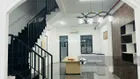 Cho thuê nhà phố hoàn thiện cơ bản giá 27tr/tháng Lakeview City đường đôi 25m, trục chính dự án
