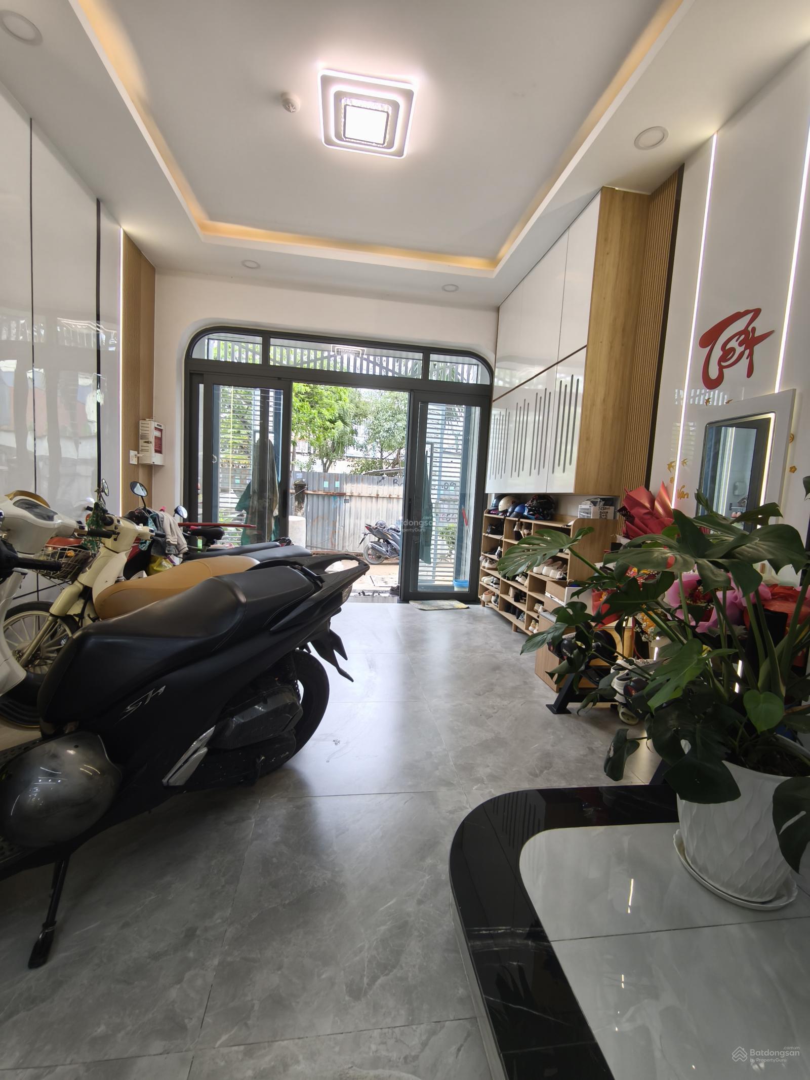 Khách xem sẽ mua. Nhà 4 lầu chủ tự xây. Đường xe tải sát Vành Đai 2. Giá 7.5 tỷ TL trực tiếp chủ