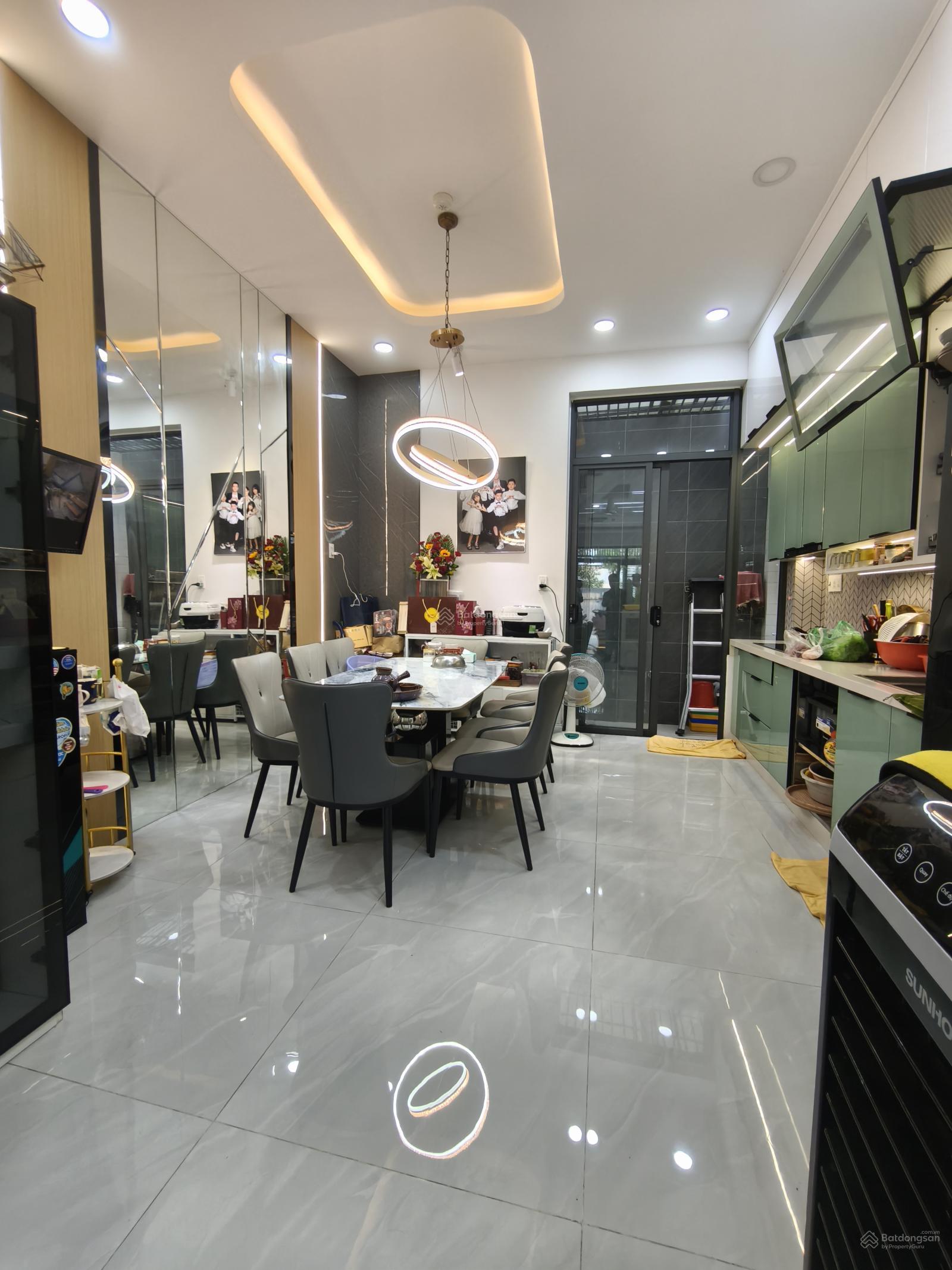 Khách xem sẽ mua. Nhà 4 lầu chủ tự xây. Đường xe tải sát Vành Đai 2. Giá 7.5 tỷ TL trực tiếp chủ