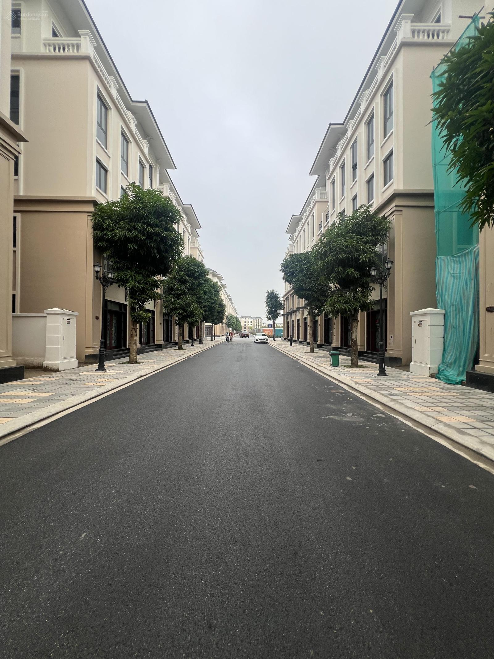 BÁN NHANH LIỀN KỀ VỊNH TÂY 75M GIÁ RẺ NHẤT DỰ ÁN