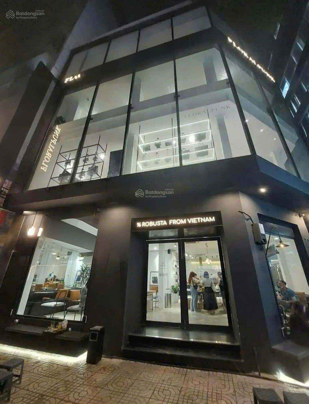 Cho thuê mặt căn góc Nguyễn Tri Phương sầm uất ngay Đại học Kinh tế UEH